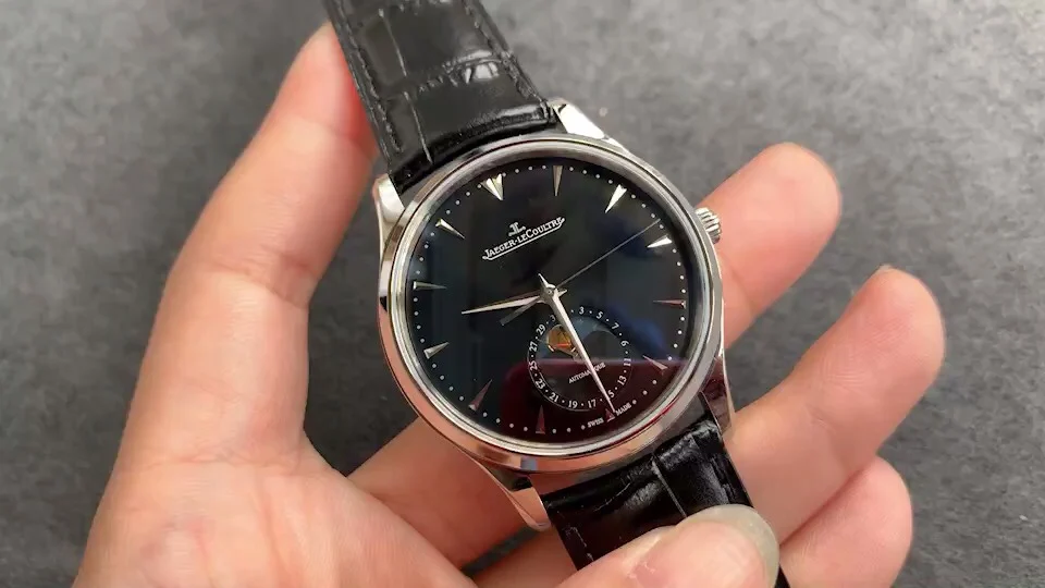 Jaeger-LeCoultre Moon Phase Rose Gold Red Dial 39mm — photographed off the sweep
