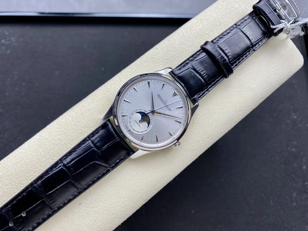 Jaeger-LeCoultre Moon Phase Steel 39mm — photographed off the sweep