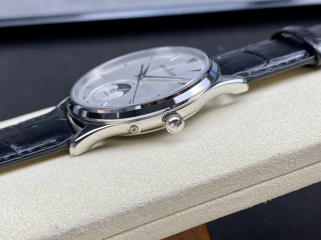 Jaeger-LeCoultre Moon Phase Steel 39mm — photographed off the sweep