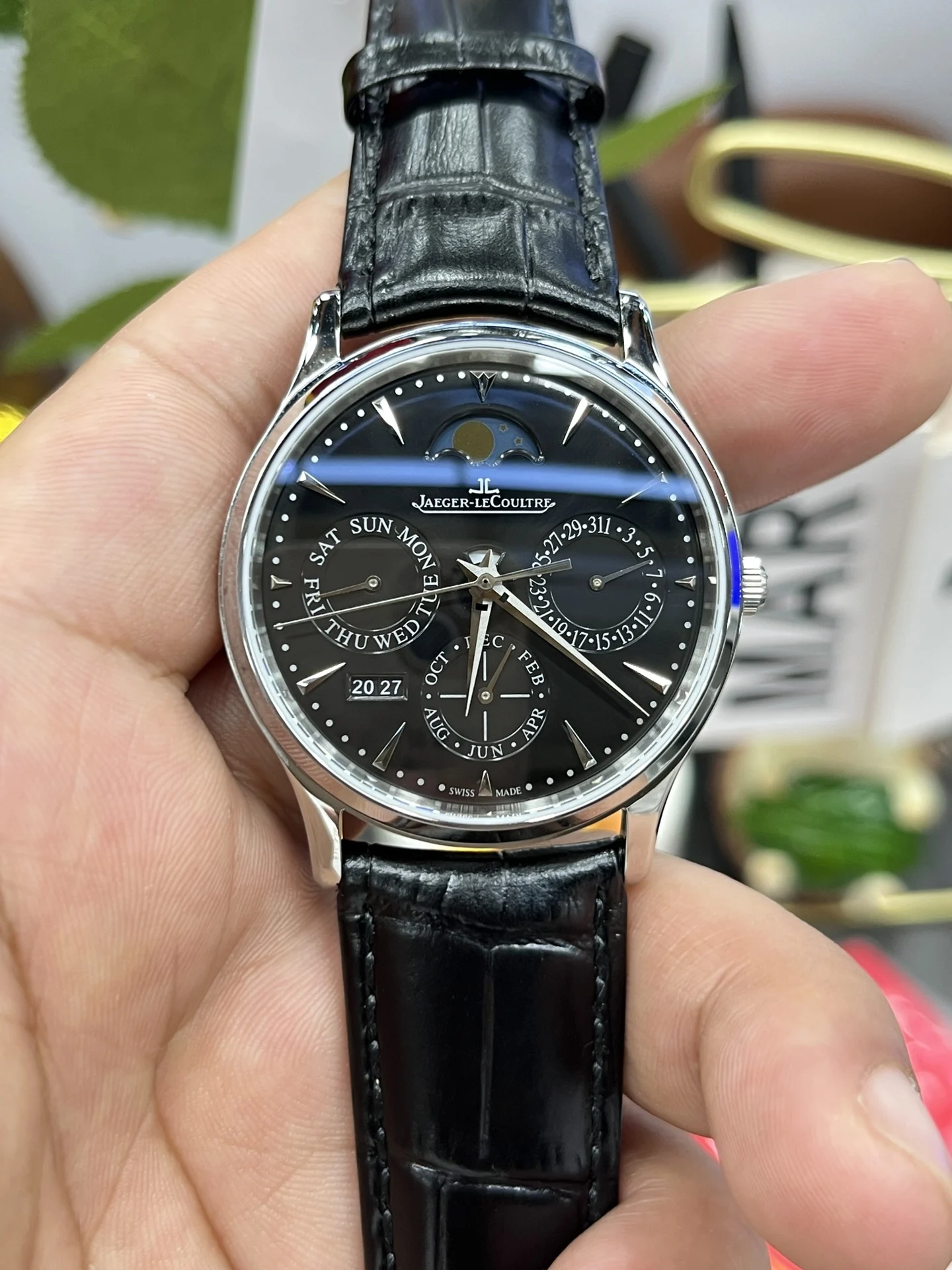 Jaeger-LeCoultre Perpetual Calendar 39mm — photographed off the sweep