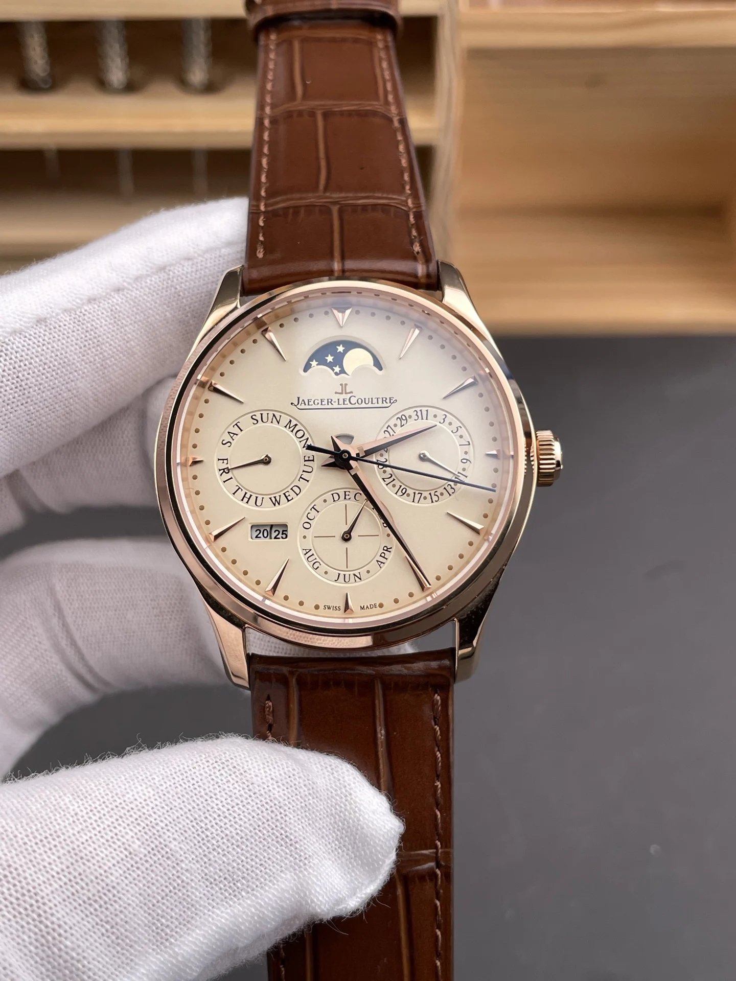 Jaeger-LeCoultre Perpetual Calendar Rose Gold