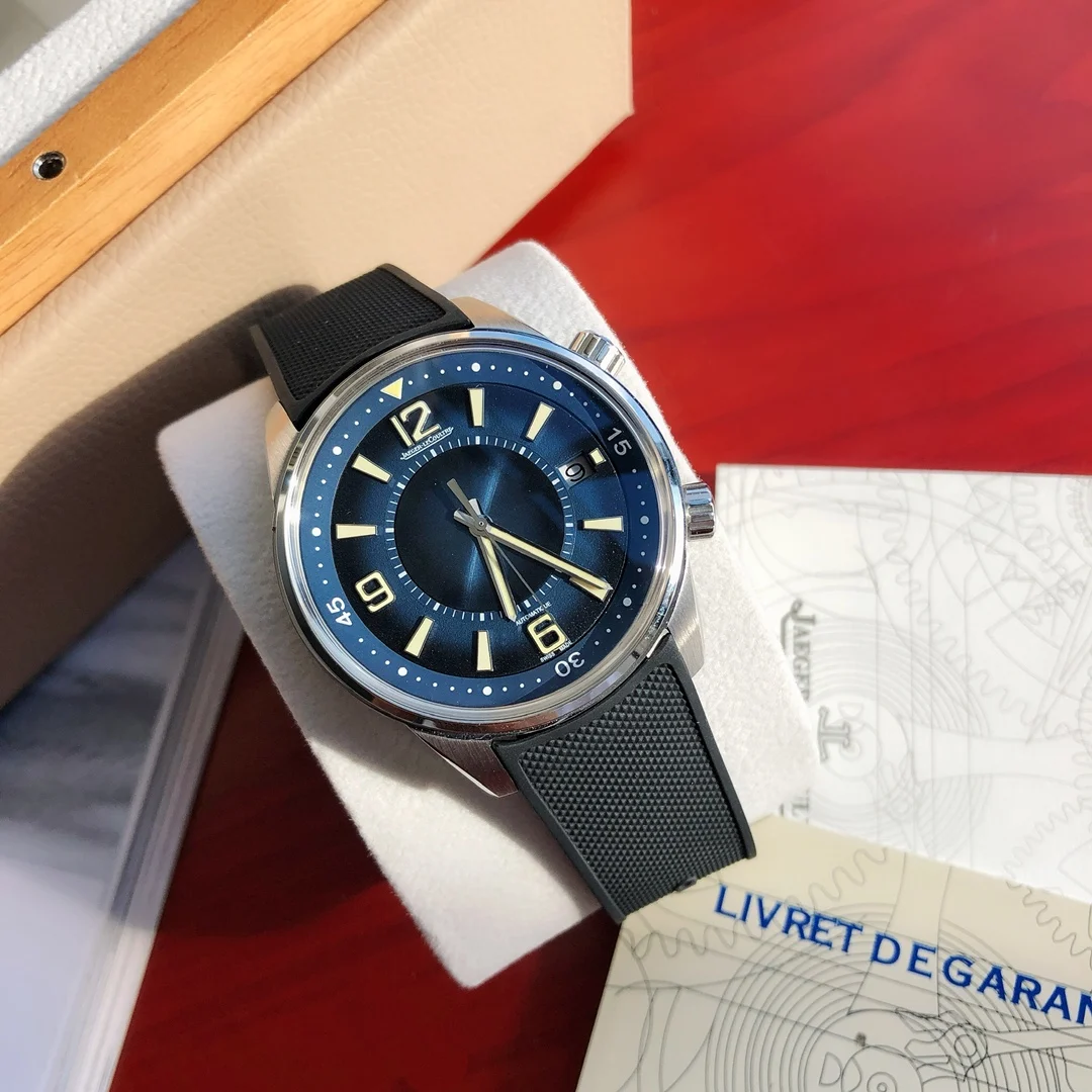 Jaeger-LeCoultre Polaris Black Dial — photographed off the sweep