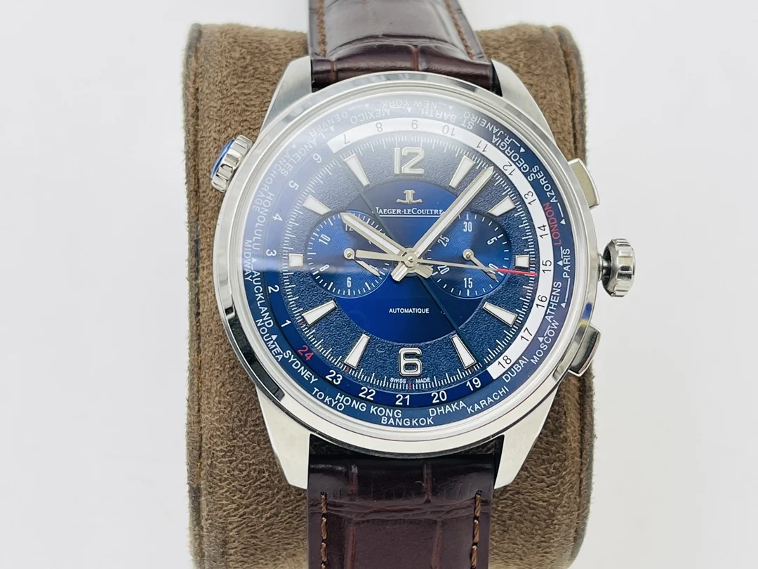 Jaeger-LeCoultre Polaris World Time — photographed off the sweep