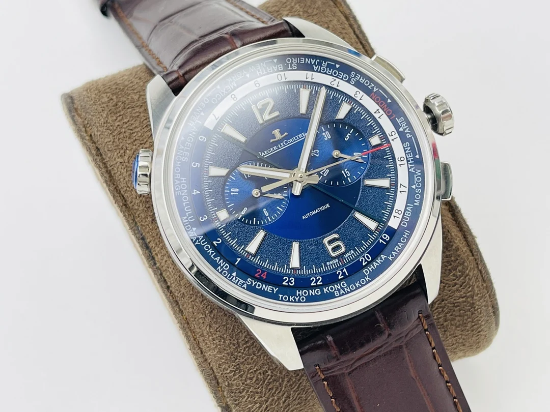 Jaeger-LeCoultre Polaris World Time — photographed off the sweep