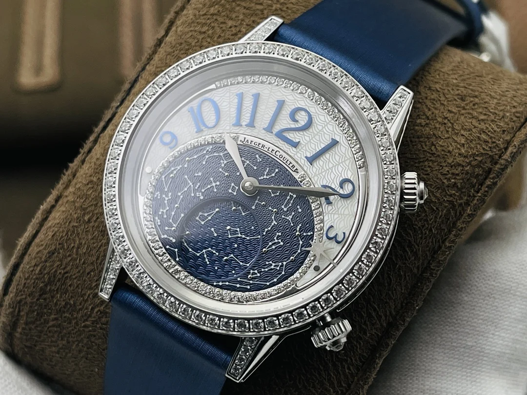 Jaeger-LeCoultre Rendez-Vous Moon Phase Diamond-Set 36mm — photographed off the sweep