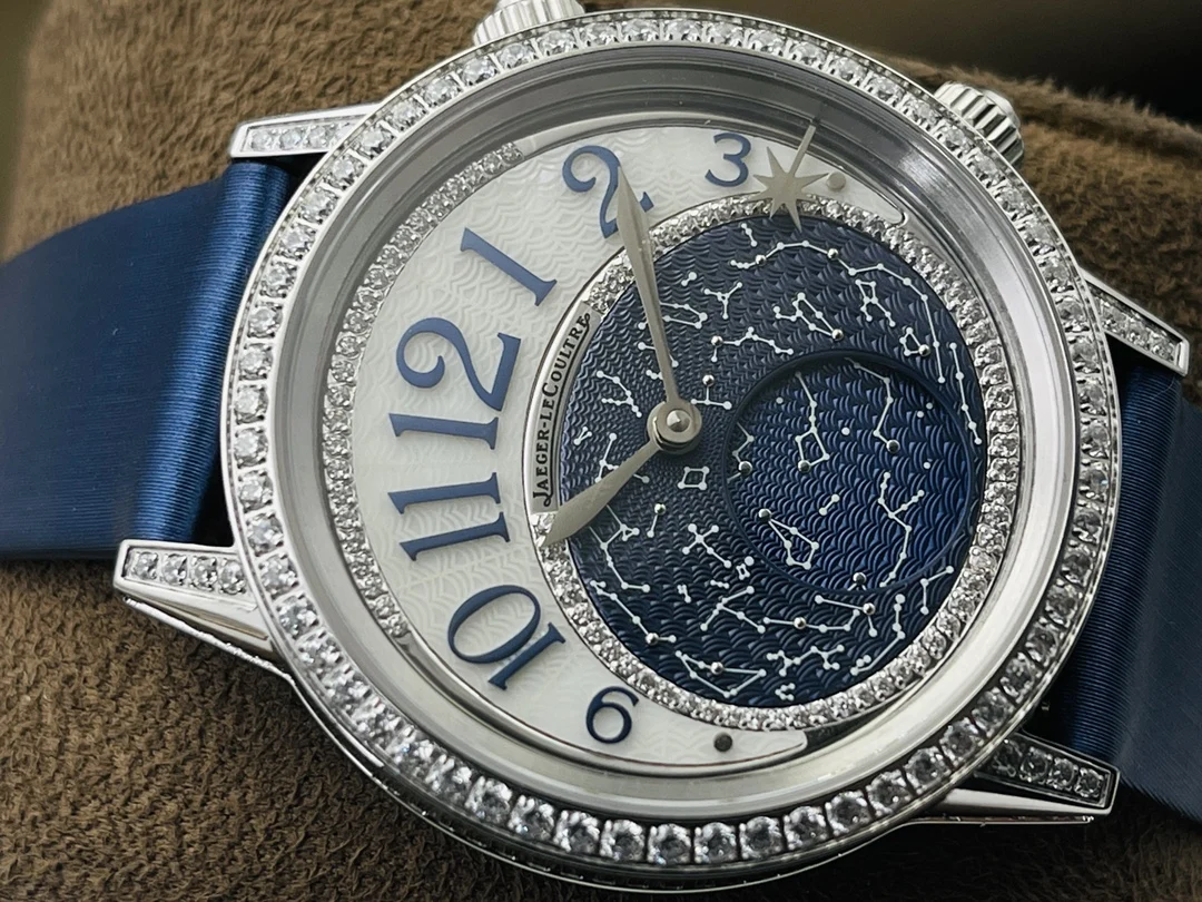 Jaeger-LeCoultre Rendez-Vous Moon Phase Diamond-Set 36mm — photographed off the sweep
