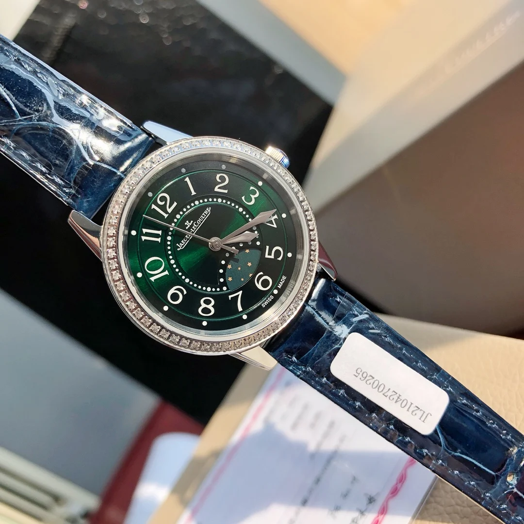 Jaeger-LeCoultre Rendez-Vous — photographed off the sweep