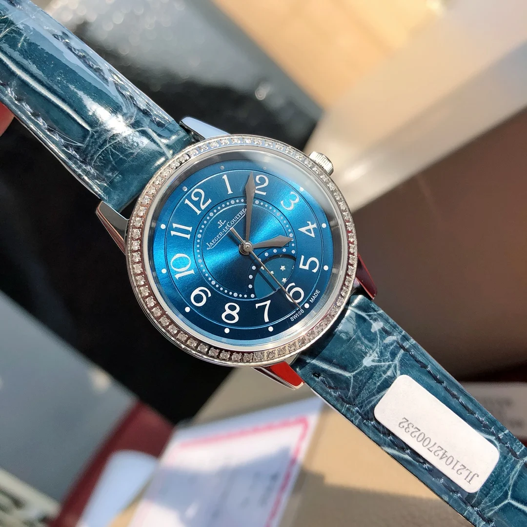 Jaeger-LeCoultre Rendez-Vous — photographed off the sweep