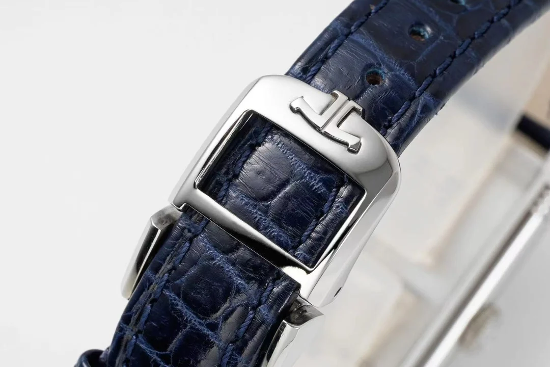 Jaeger-LeCoultre Reverso Steel Red Dial — photographed off the sweep