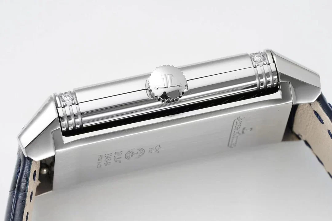 Jaeger-LeCoultre Reverso Steel Red Dial — photographed off the sweep