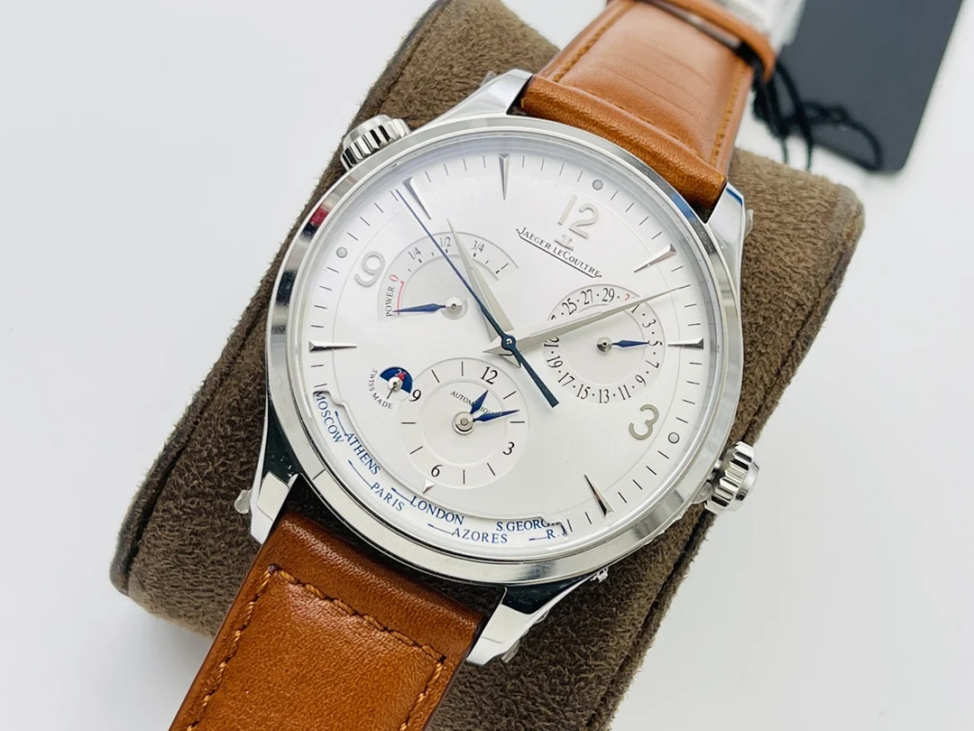 Jaeger-LeCoultre Rose Gold 42mm — photographed off the sweep