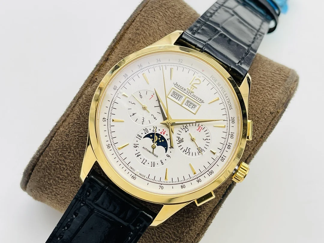 Jaeger-LeCoultre Steel 40mm — photographed off the sweep