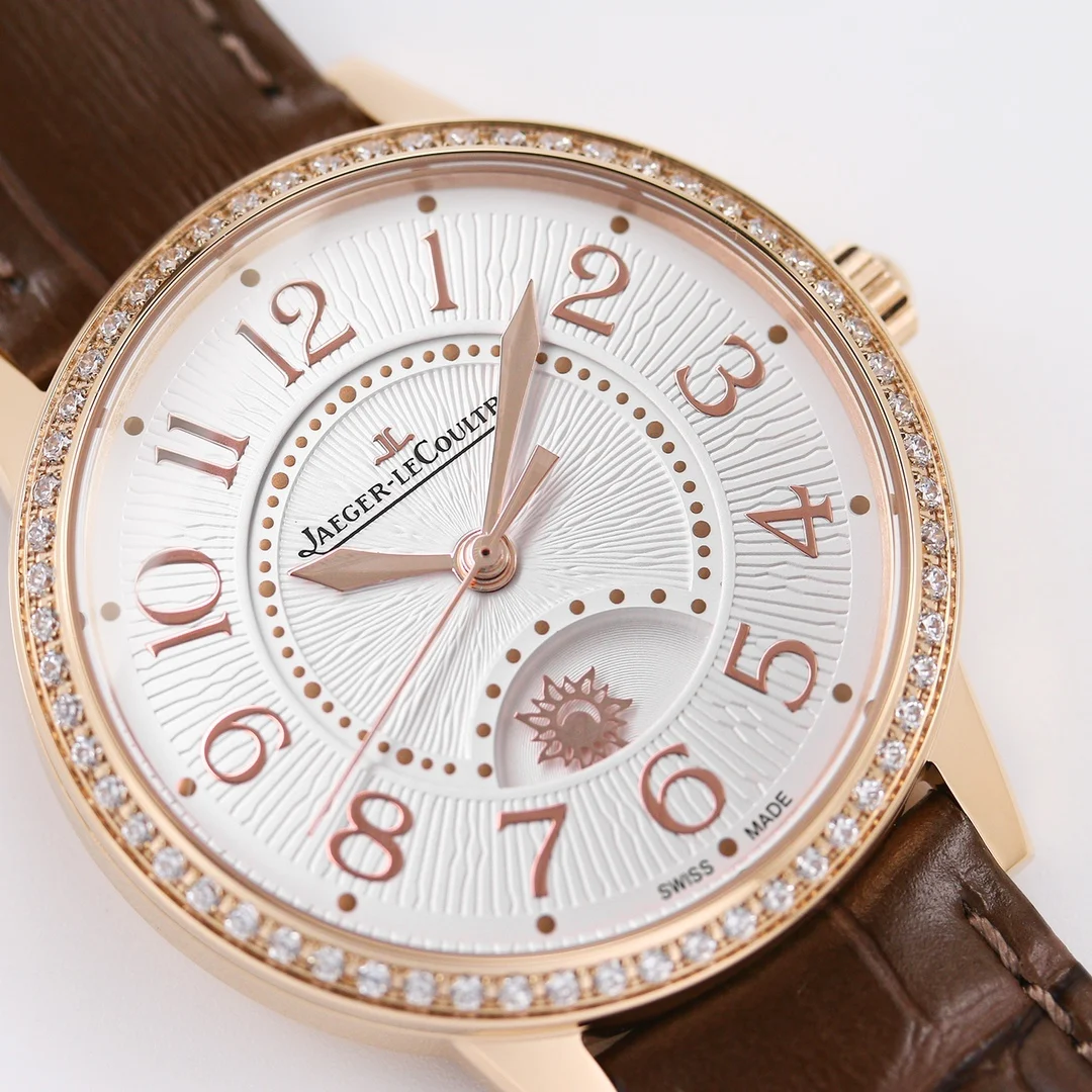 Jaeger-LeCoultre Steel Diamond-Set 34mm — photographed off the sweep