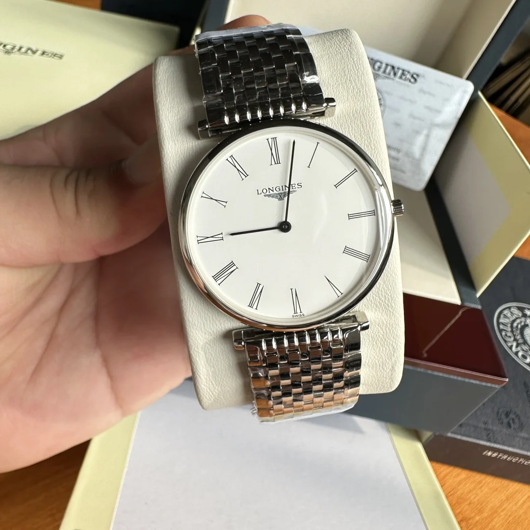 Longines 24mm — photographed off the sweep