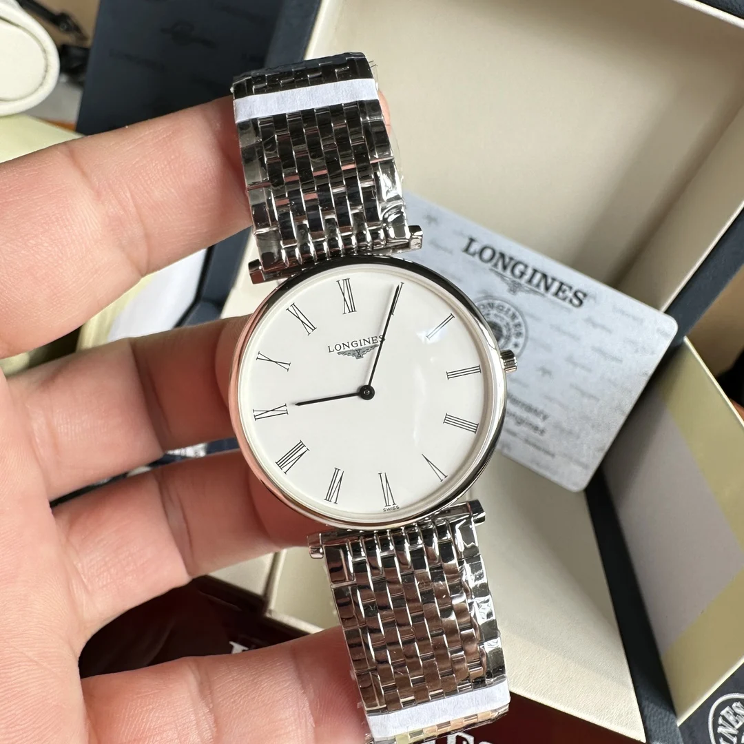 Longines 24mm — photographed off the sweep
