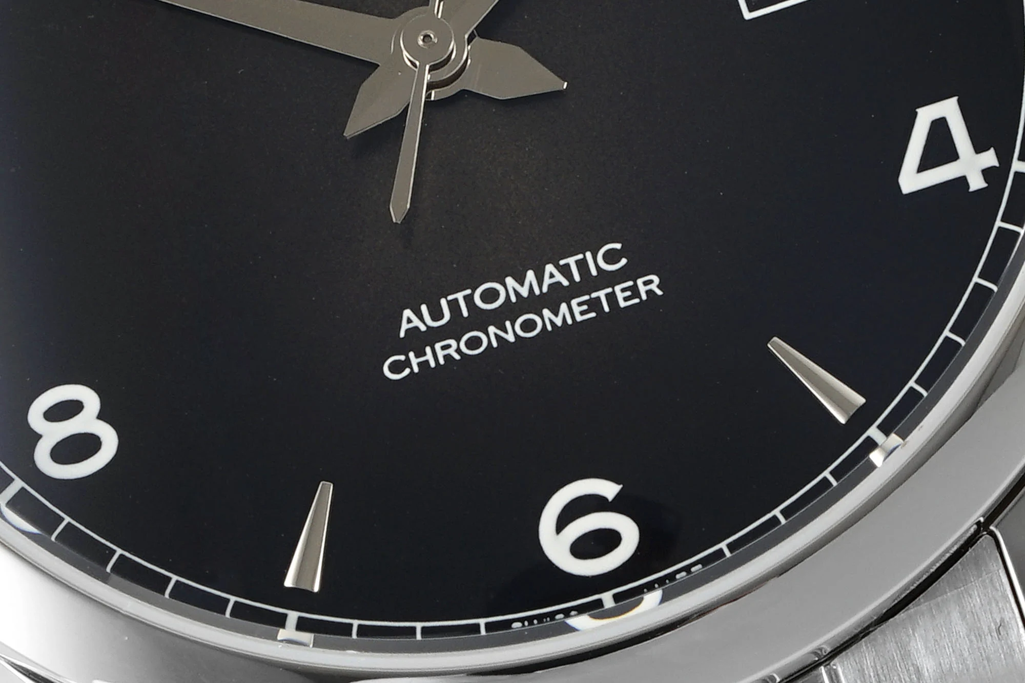 Longines 40mm — photographed off the sweep