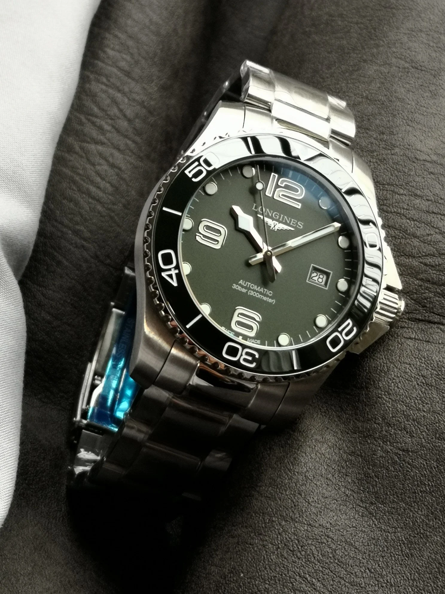 Longines Ceramic Green Dial — photographed off the sweep