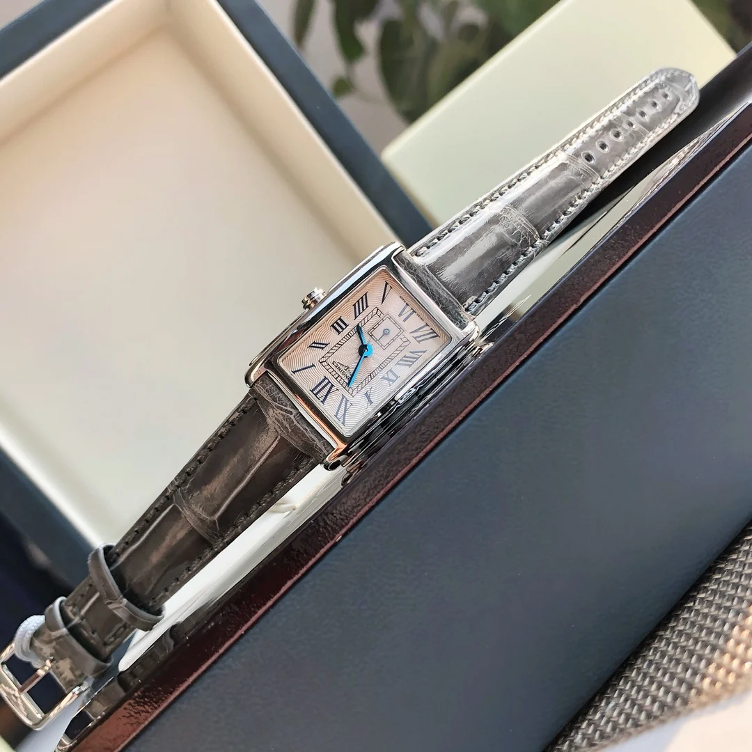 Longines DolceVita Steel Silver Dial 20.80 × 32.00mm — photographed off the sweep