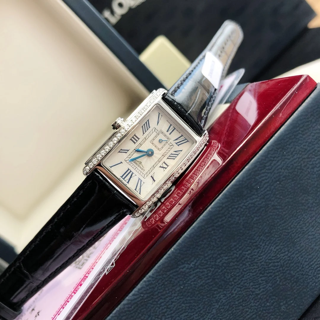 Longines DolceVita Steel Silver Dial Diamond-Set 20.80 × 32.00mm — photographed off the sweep
