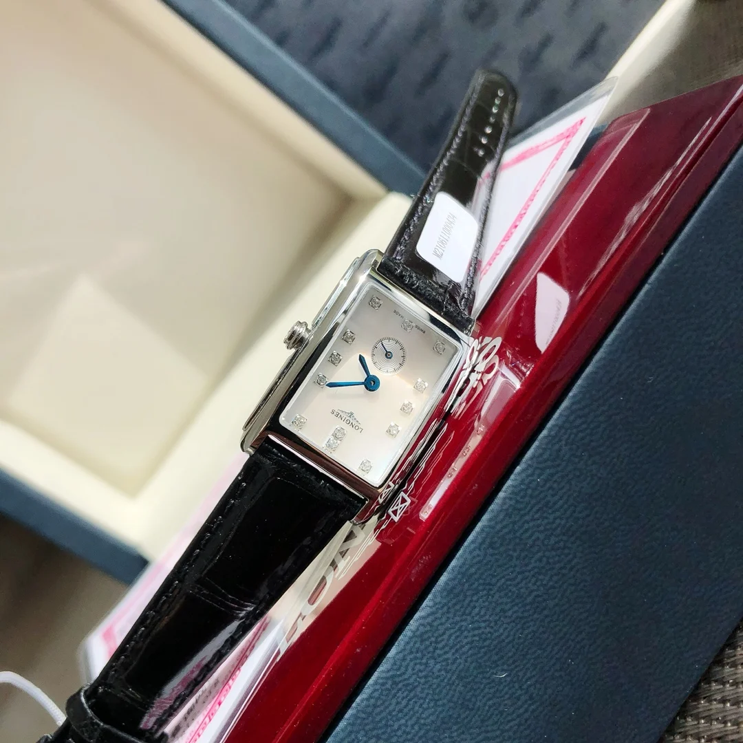 Longines DolceVita Steel Silver Dial Diamond-Set 20.80 × 32.00mm — photographed off the sweep