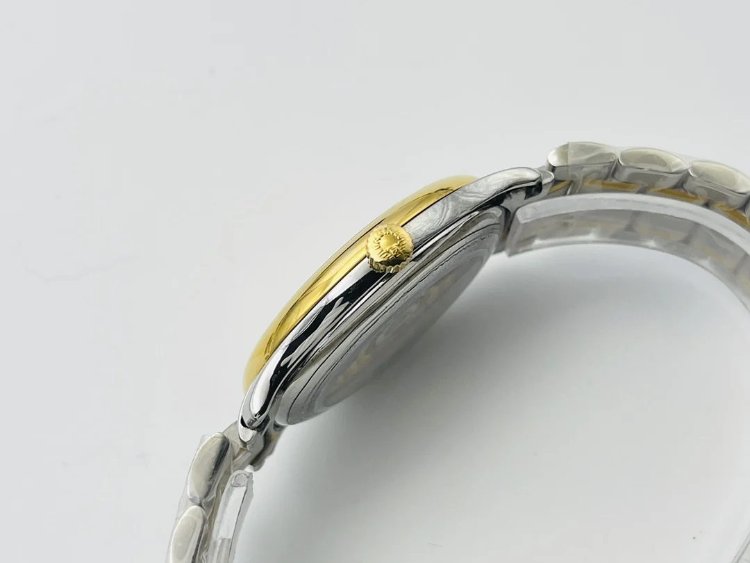 Longines Master Collection Steel 38.5mm — photographed off the sweep