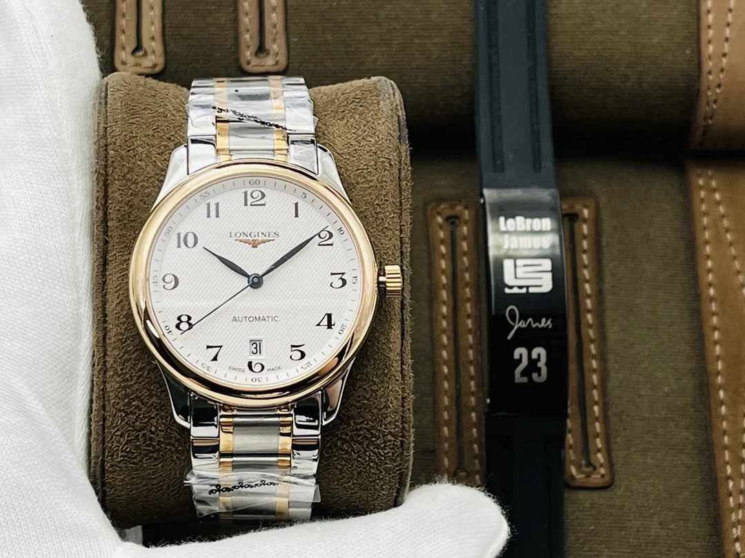 Longines Master Collection Steel 38.5mm — photographed off the sweep