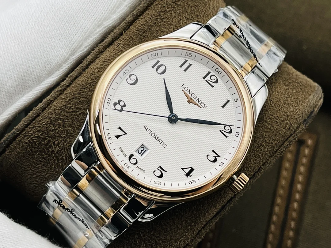 Longines Master Collection Steel 38.5mm — photographed off the sweep