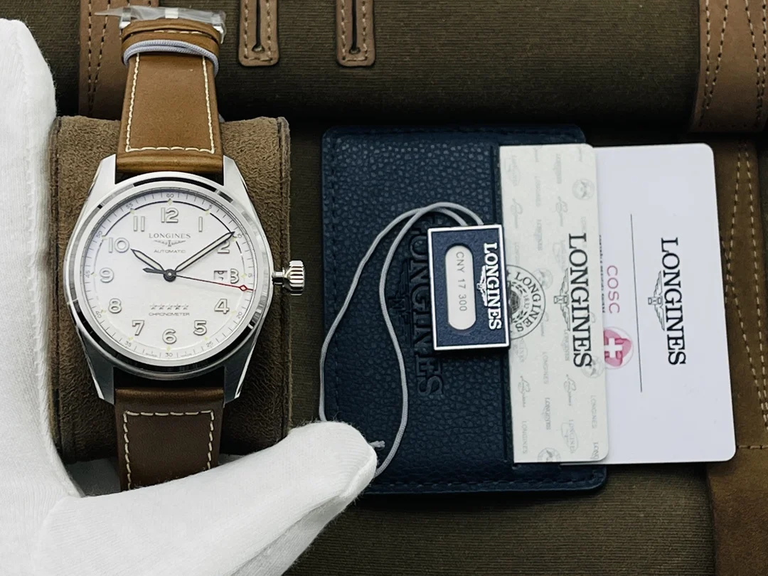 Longines Master Collection Steel Blue Dial 40mm — photographed off the sweep
