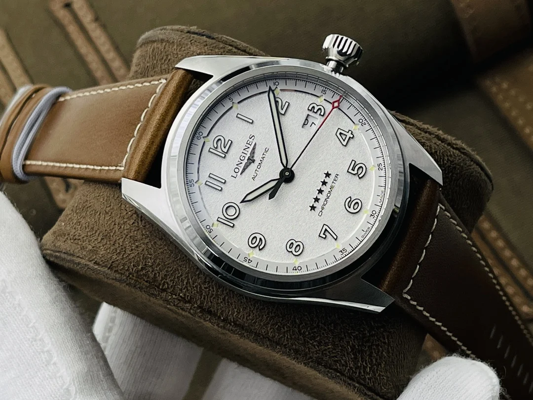 Longines Master Collection Steel Blue Dial 40mm — photographed off the sweep