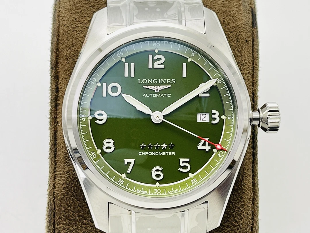 Longines Master Collection Steel Blue Dial 40mm — photographed off the sweep