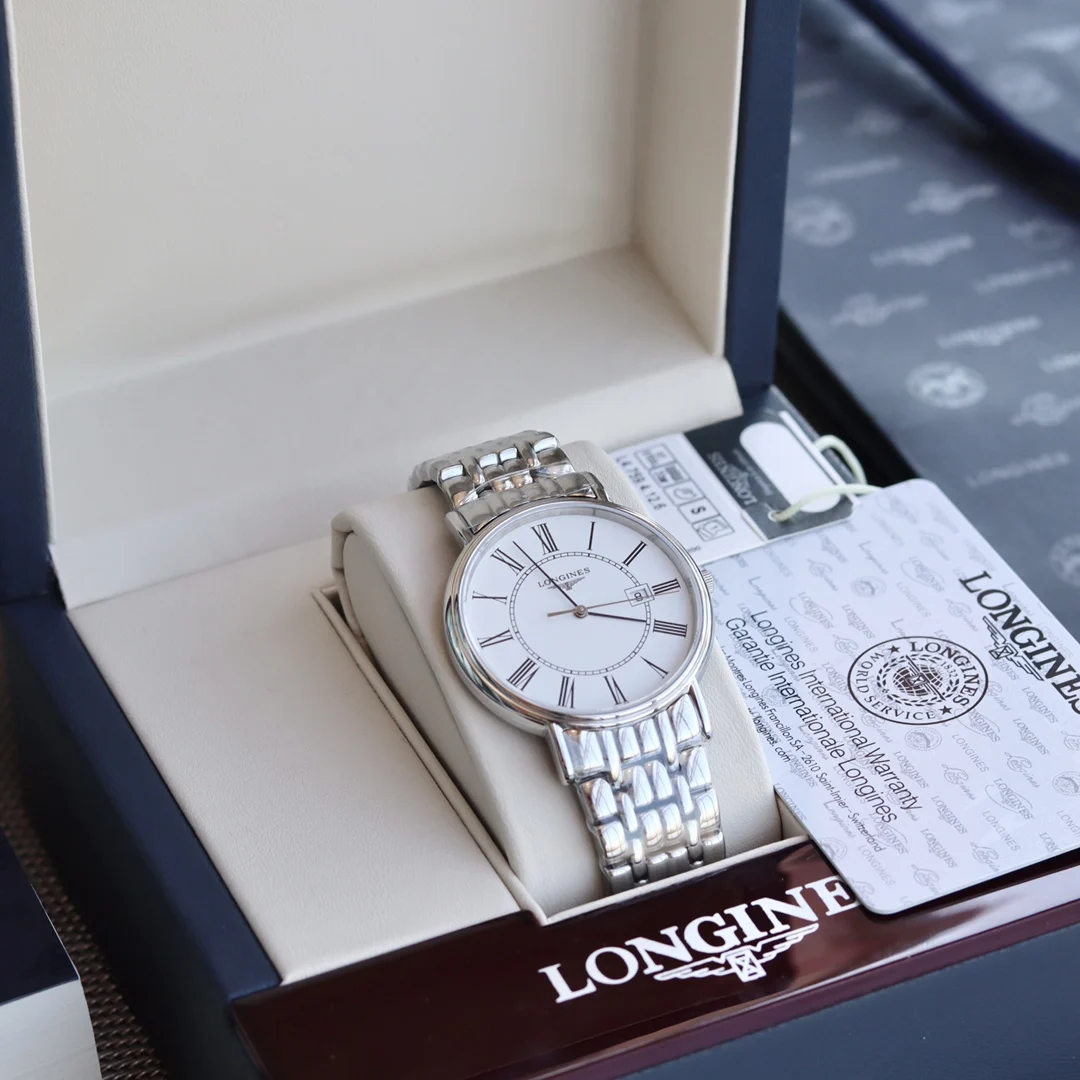 Longines Master Collection Steel White Dial 38.5mm — photographed off the sweep