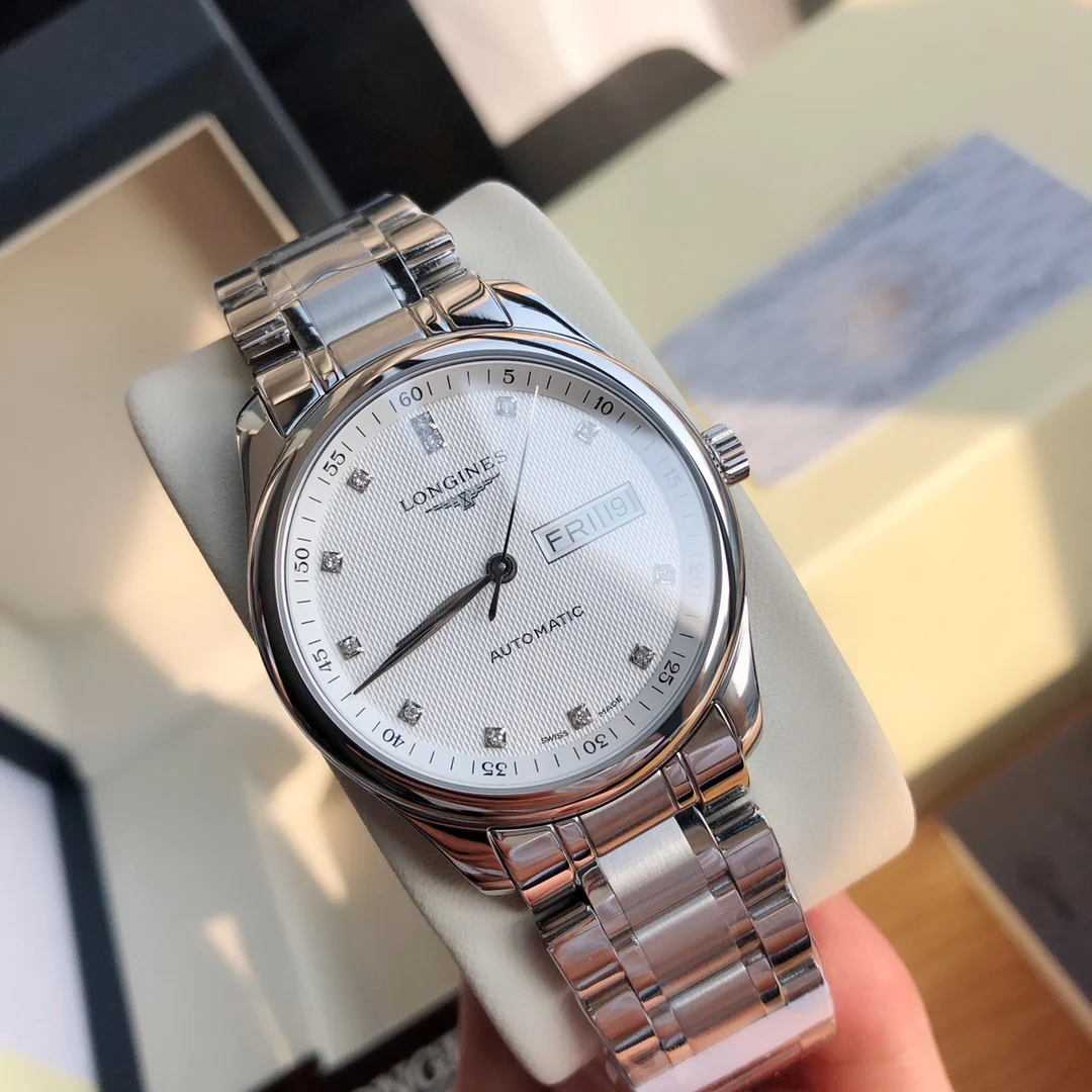 Longines Master Collection Steel White Dial 40mm — photographed off the sweep