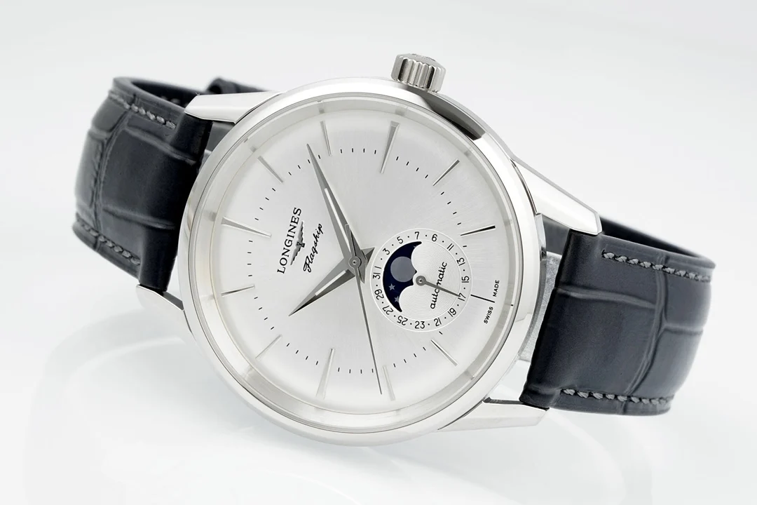 Longines Moon Phase 38.5mm — detail