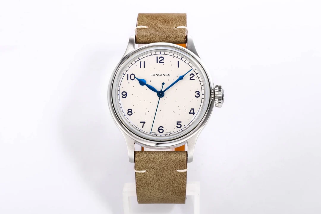 Longines Spirit Steel Green Dial 38.5mm — detail