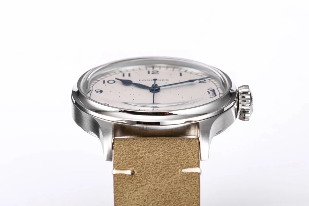 Longines Spirit Steel Green Dial 38.5mm — detail