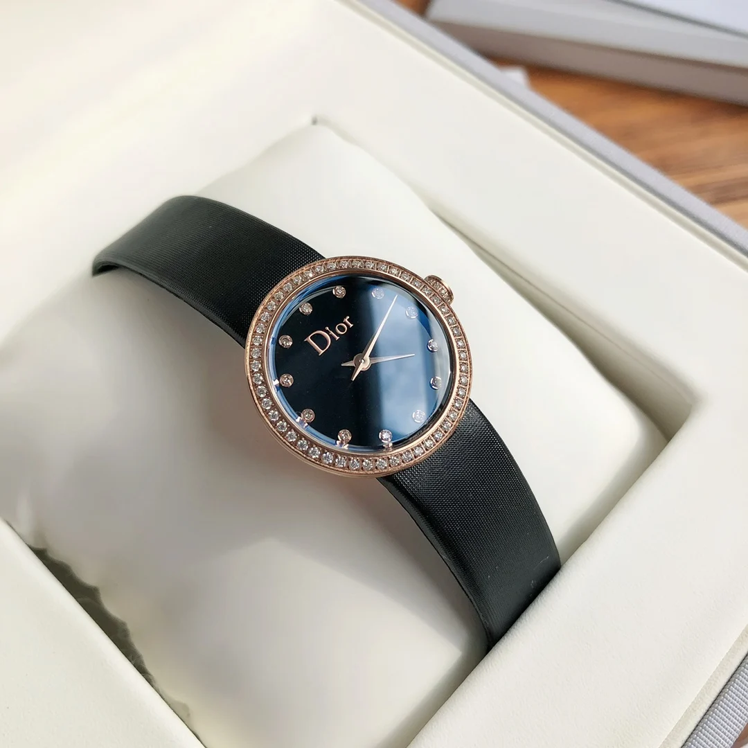 Longines Spirit Yellow Gold Green Dial — photographed off the sweep