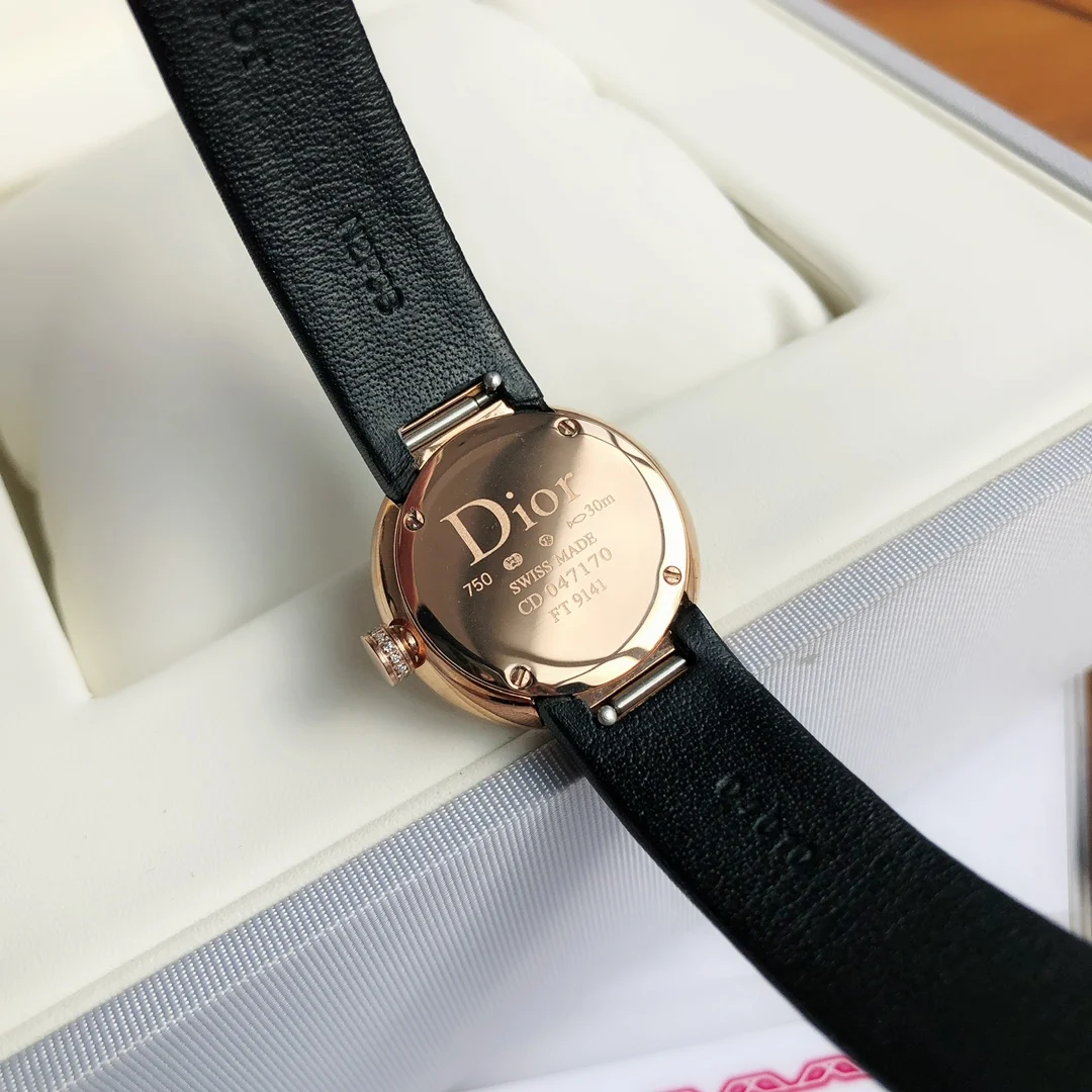 Longines Spirit Yellow Gold Green Dial — photographed off the sweep