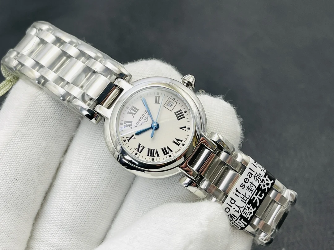 Longines Steel 26.5mm — photographed off the sweep