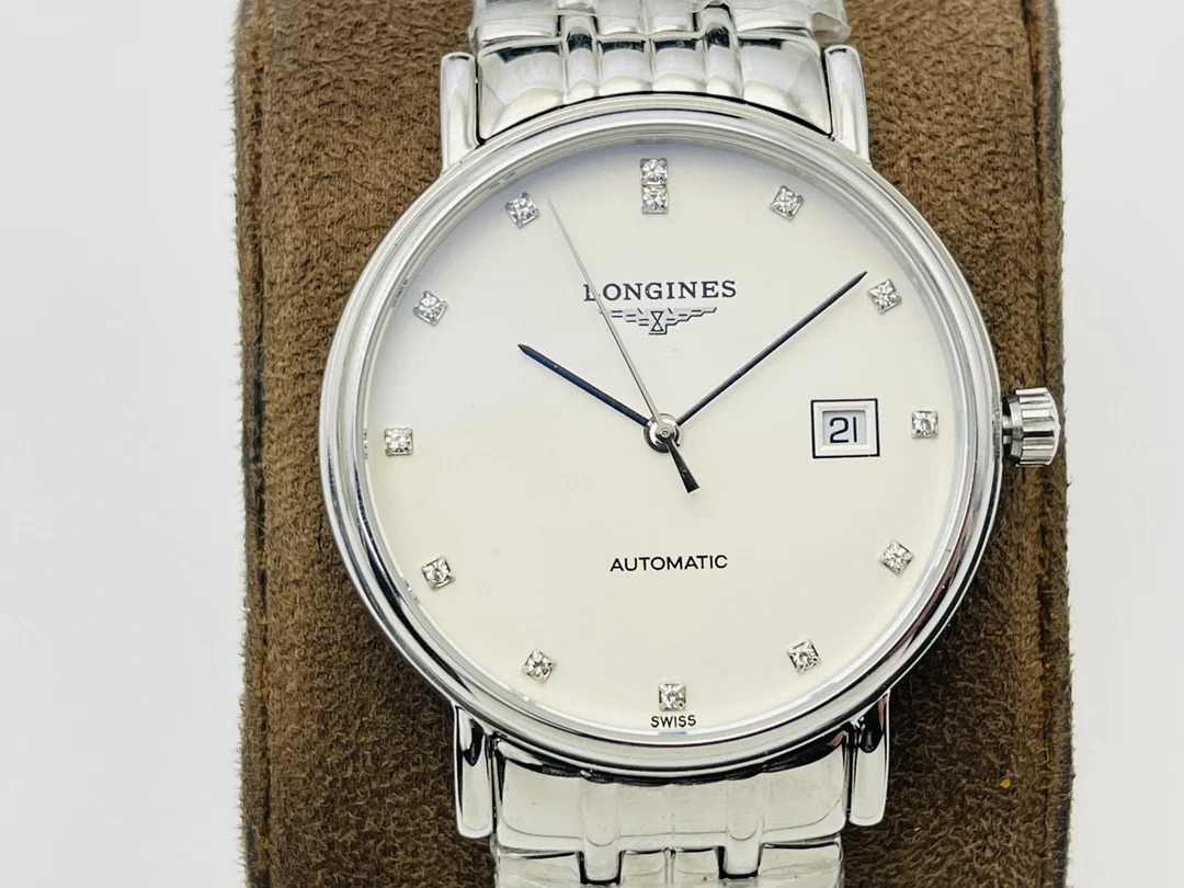 Longines White Gold White Dial 38.5mm — photographed off the sweep