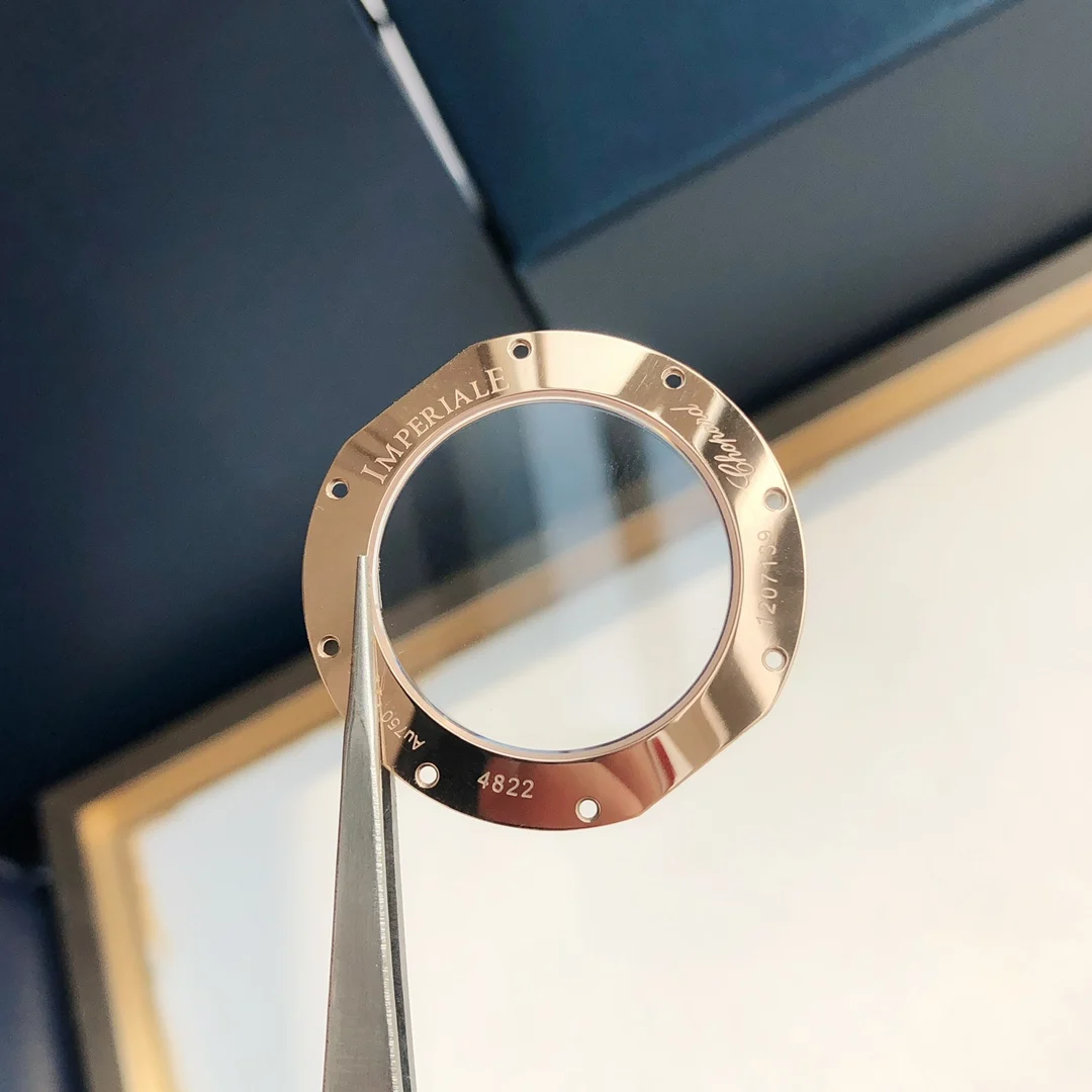 Mechanical dial, 36mm! Genuine 18K gold plating — photographed off the sweep