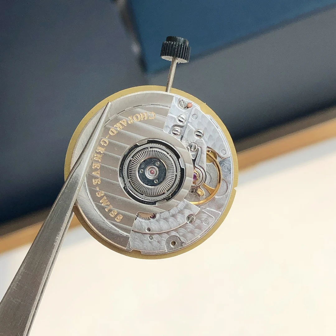 Mechanical dial, 36mm! Genuine 18K gold plating — photographed off the sweep