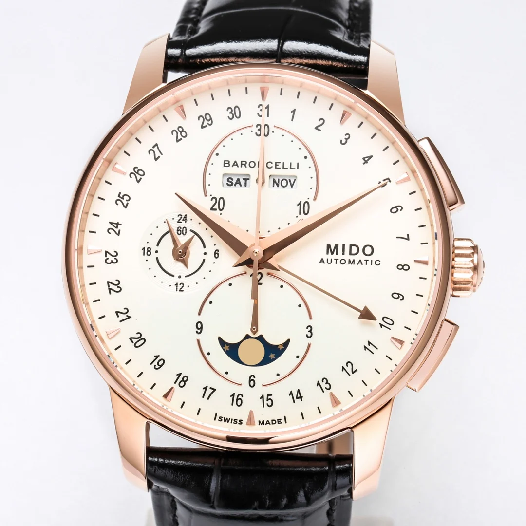 Mido Baroncelli Moon Phase 42mm — detail