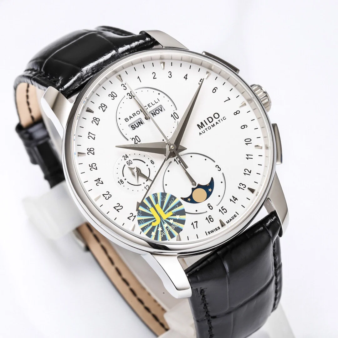 Mido Baroncelli Moon Phase 42mm — detail