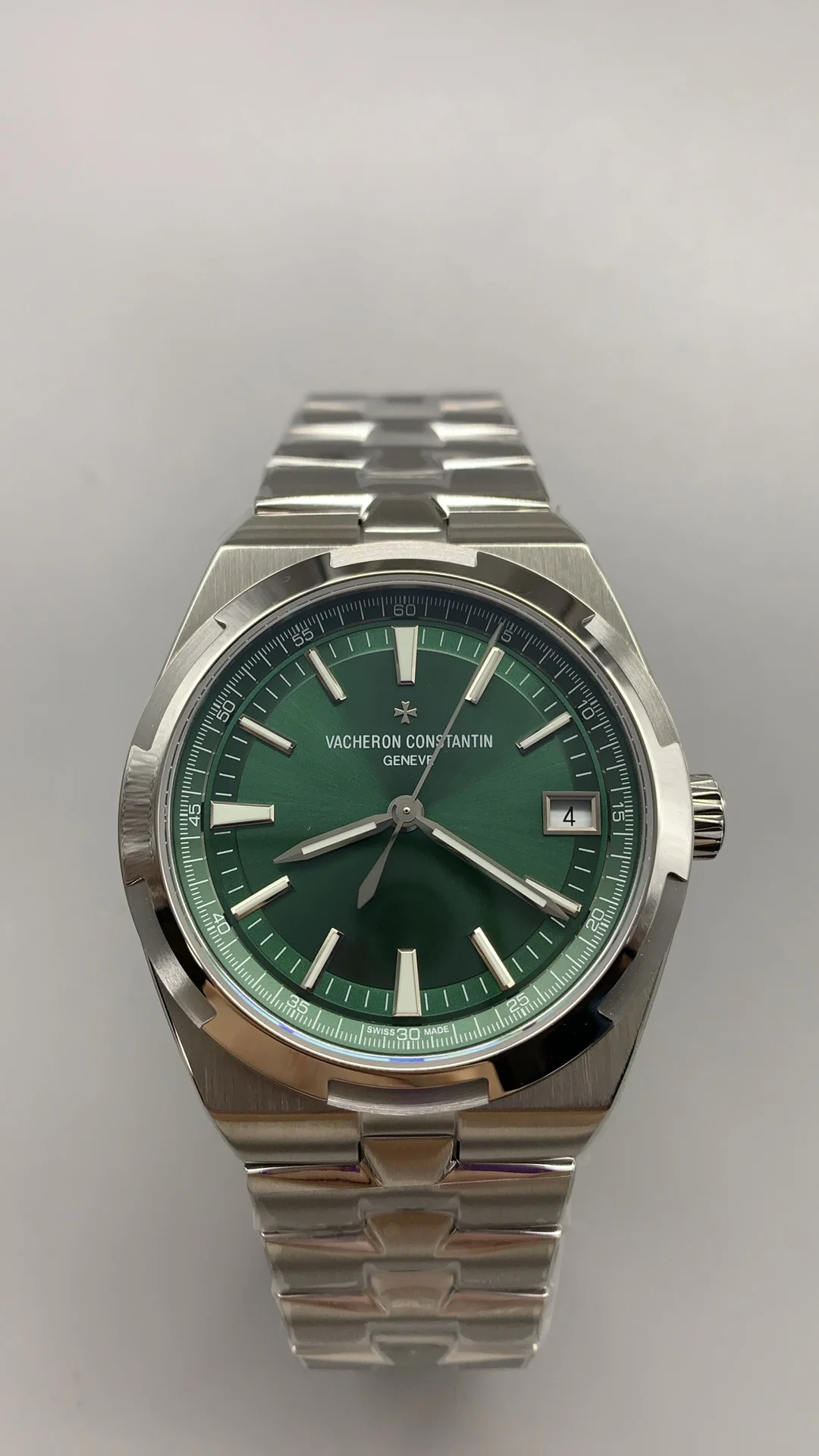 MKS, 4500v, Green