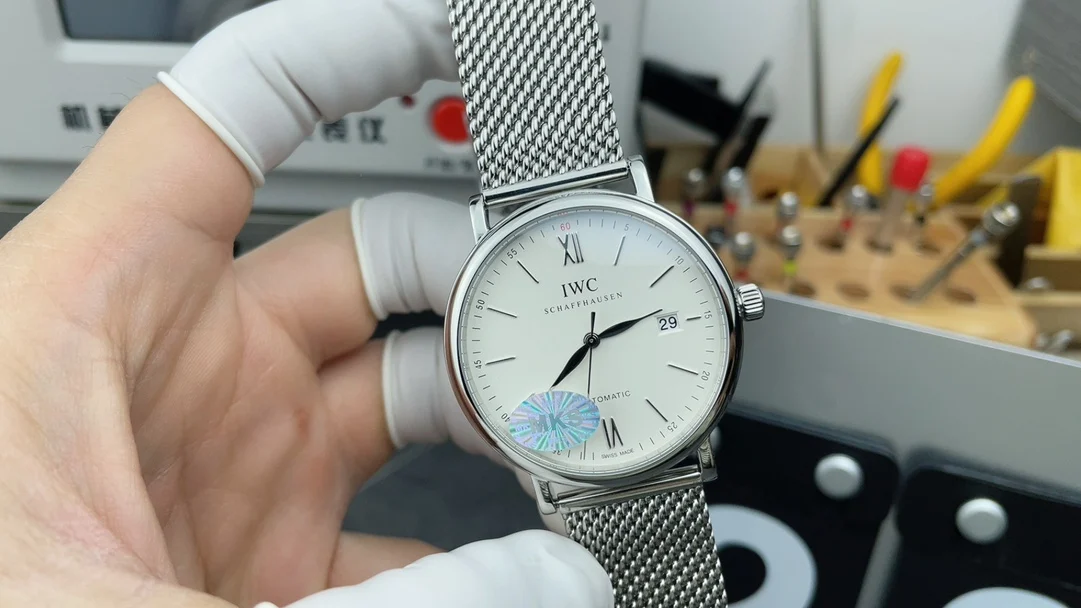 MKS steel bracelet with wave pattern — photographed off the sweep