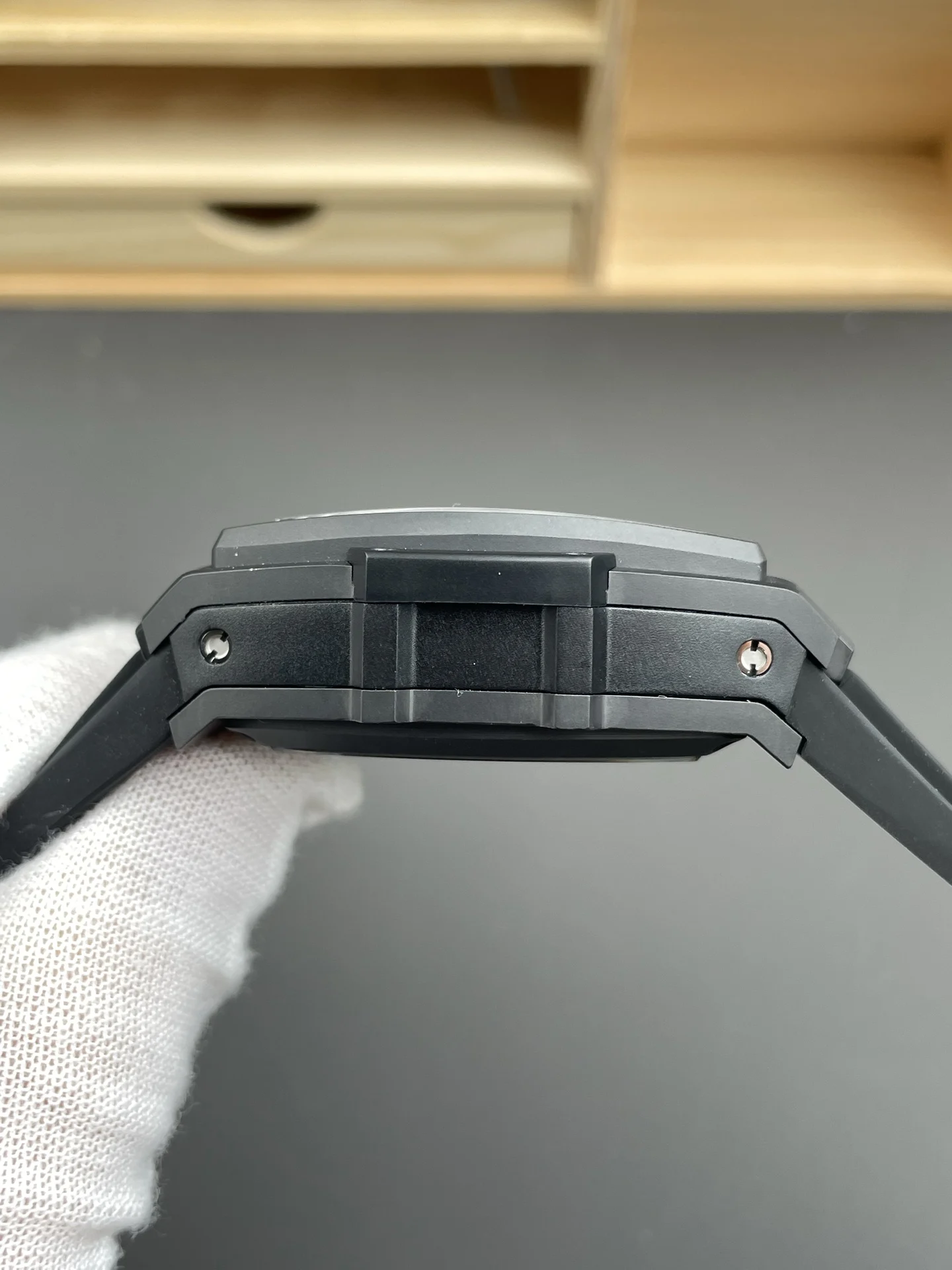 MS Yubo Barrel Black Ceramic /42mm / HUB4700 Movement — photographed off the sweep