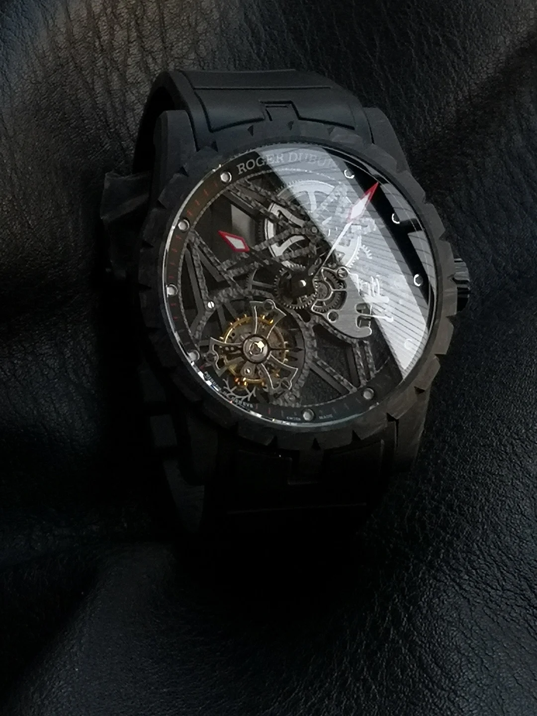 "New Factory" Roger Dubuis carbon fiber V4 version tourbillon — photographed off the sweep