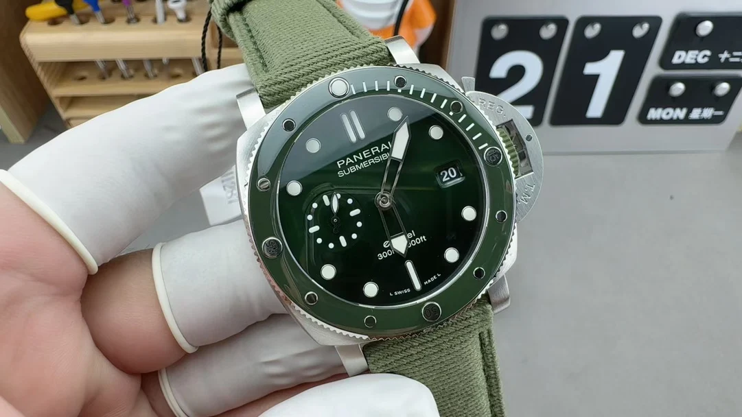 new Panerai 1287 — photographed off the sweep
