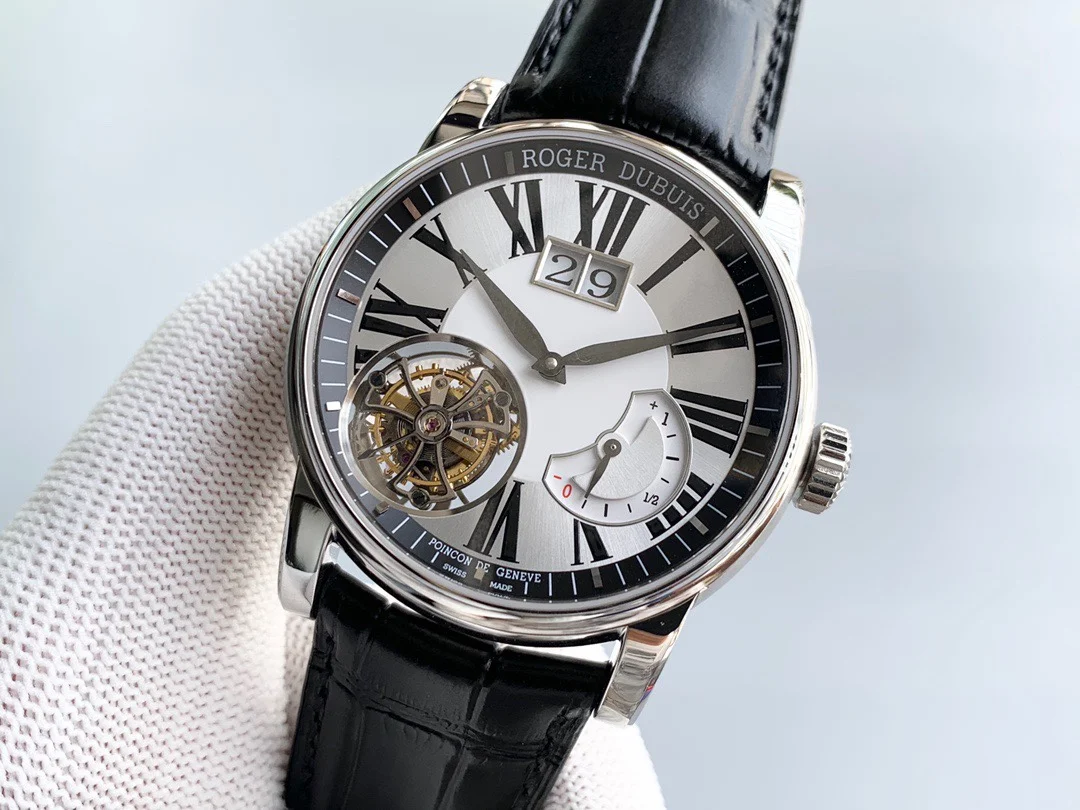New product! The Roger Dubuis HOMMAGE (Homage to the Collection) — photographed off the sweep