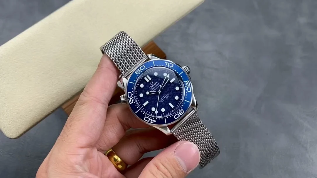 New VS007 No Time to Die 42mm Blue Dial James Bond 60th